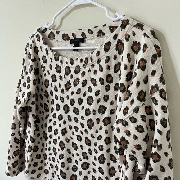 J. Crew Animal Print Wide Neck Lightweight Pullover Sweater Size Medium - Picture 3 of 10